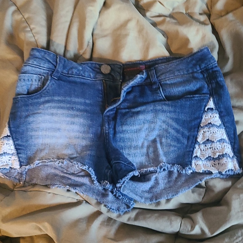 No Boundaries denim shorts